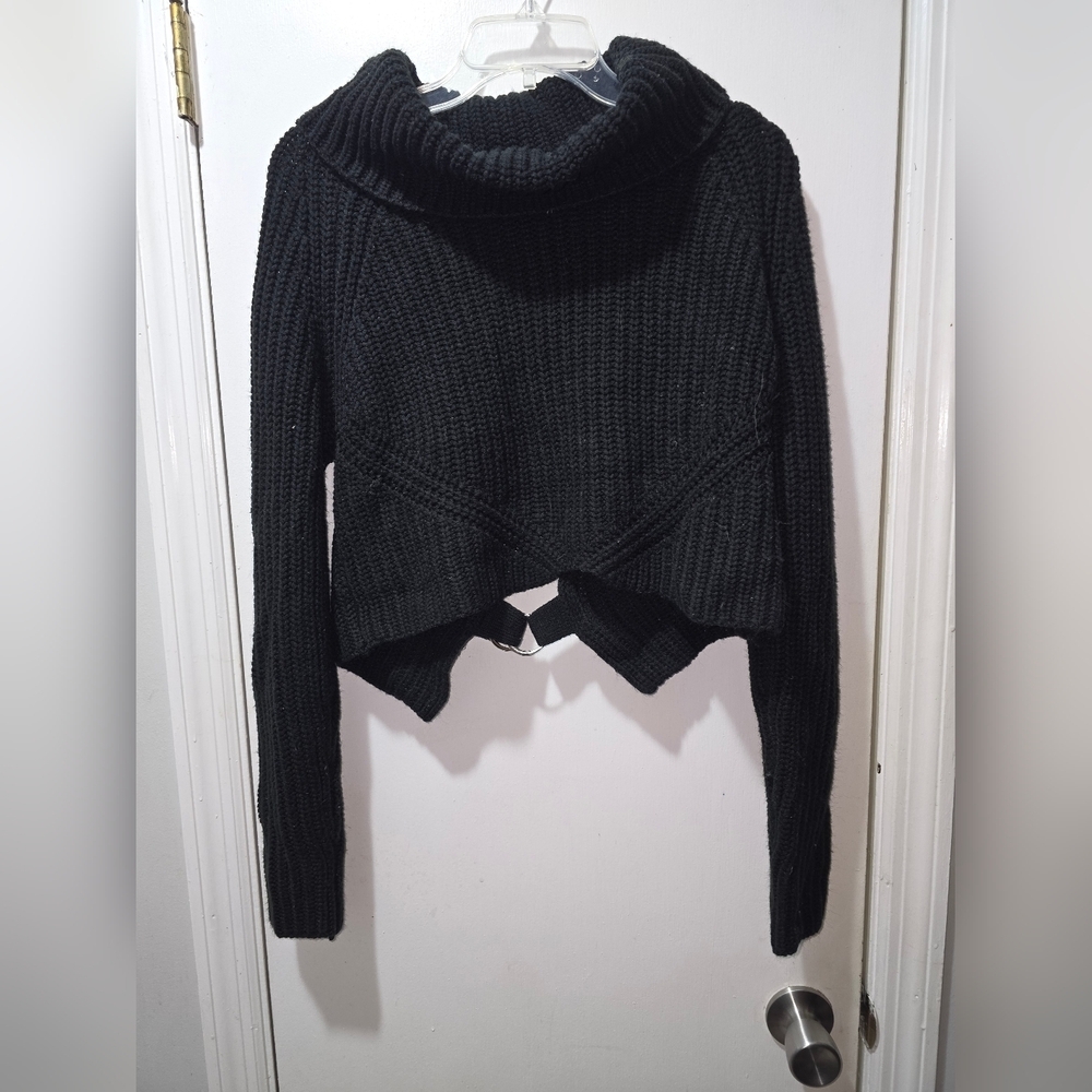 Wow Couture Sweater with open buckled back Size Large